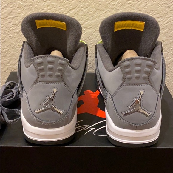 EUC AIR JORDAN 4 RETRO size 9 COOL GREY IV - Picture 4 of 8